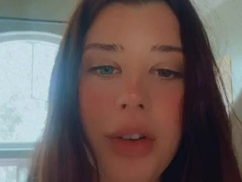 sarah mcdaniel fake eye